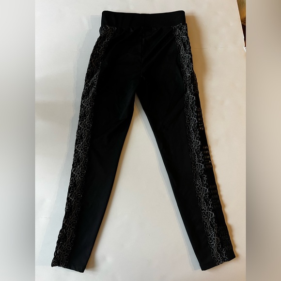 Guess track suit bottoms - Picture 8 of 11
